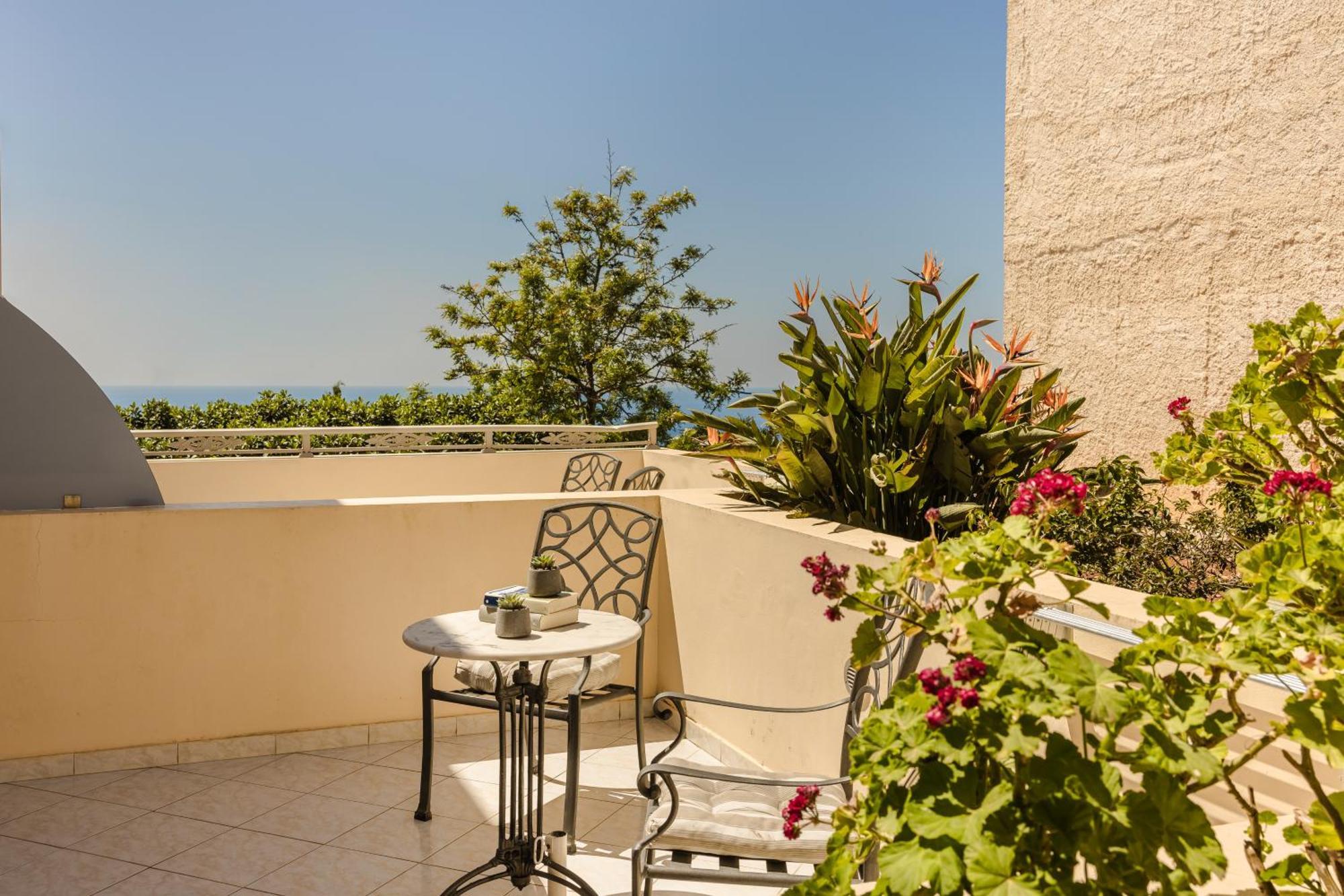 Belle View Hotel - Sea View & Sunset Manganos Экстерьер фото